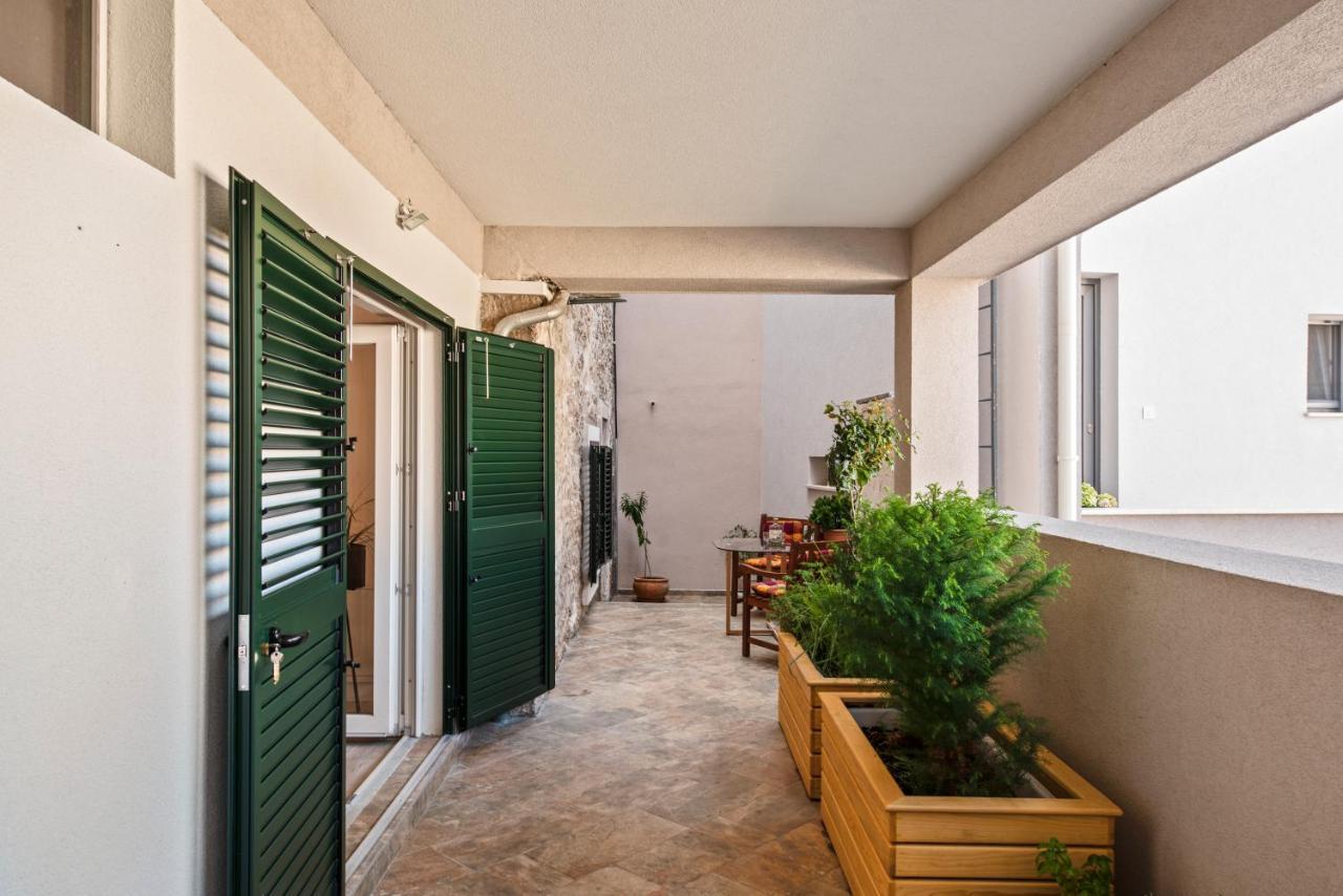 Kurika Anzotica Lägenhet Šibenik Exteriör bild
